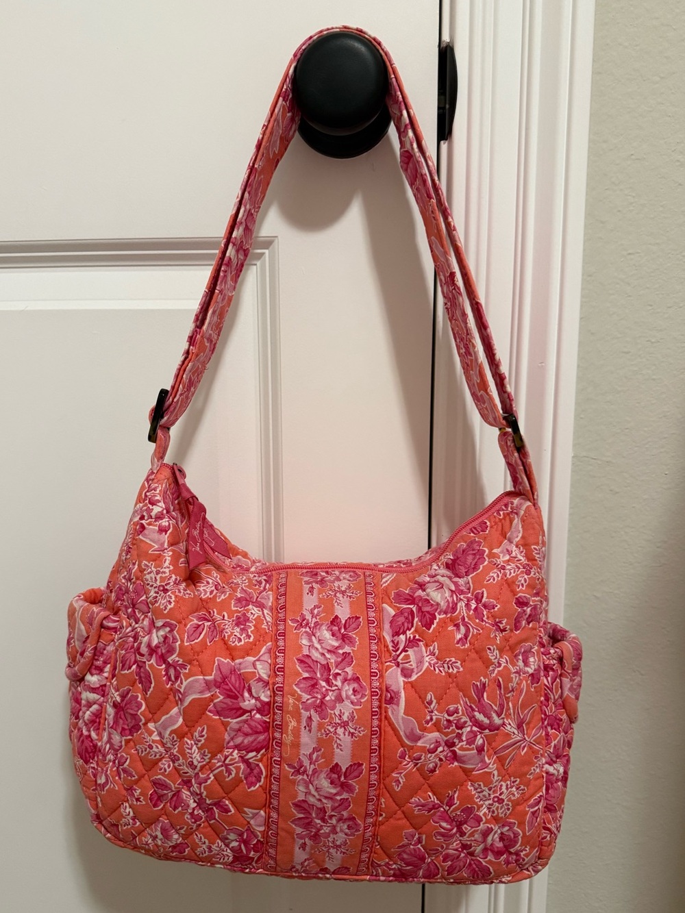 Retired Hope Toile On The Go Bag